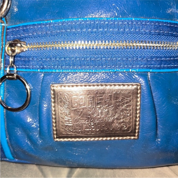 Coach Poppy Y2K large tote. Cobalt blue patent leather w/yellow interior. GUC - Picture 4 of 6
